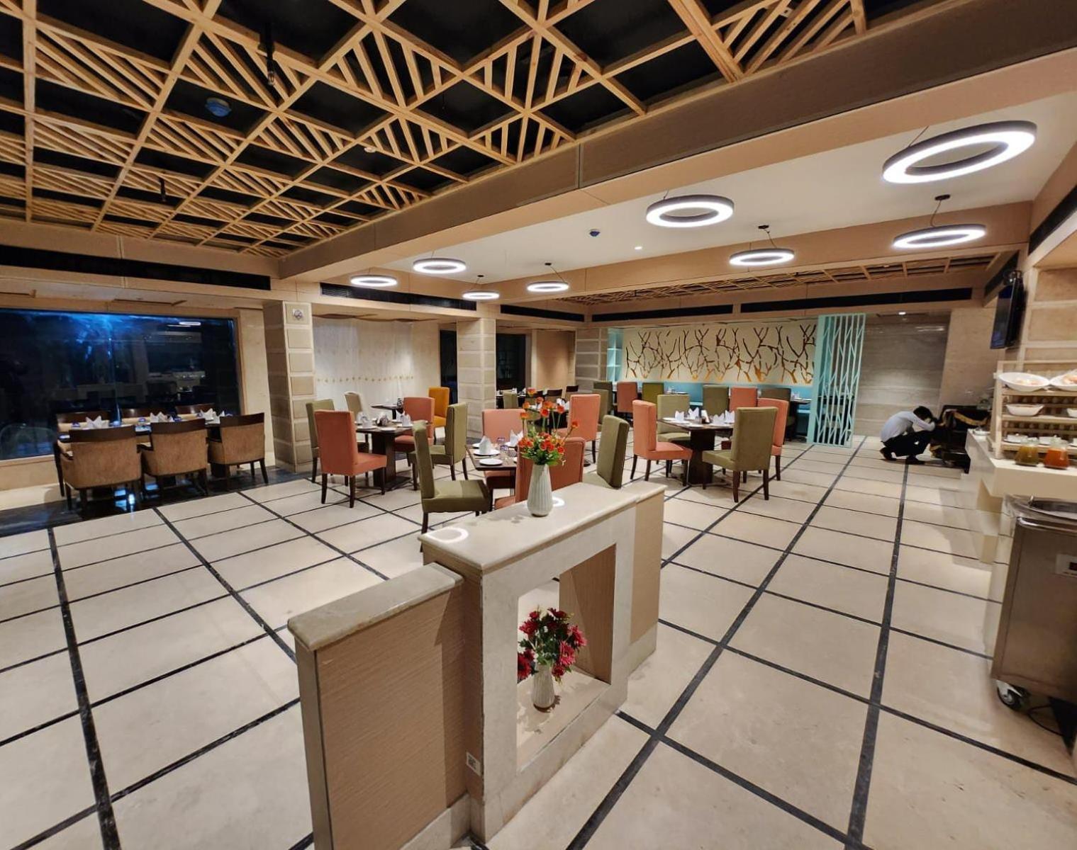 The Central Park Hotel Gwalior Exterior foto